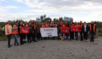 Kastaş LÖSEV'in Mandalina Hasatına Katıldı